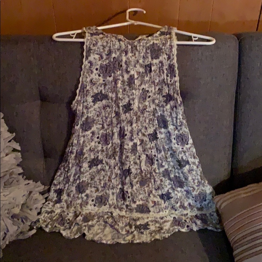 Flowing tank top